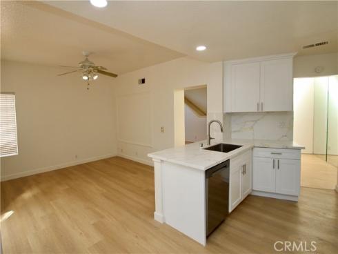 6 Del Azul , Irvine, CA