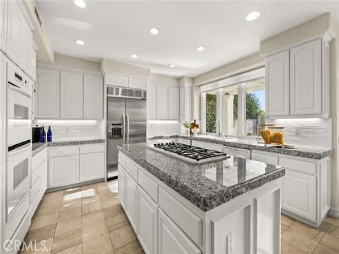 5 Chester , Irvine, CA