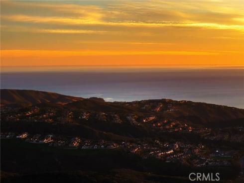 5 Chester , Irvine, CA