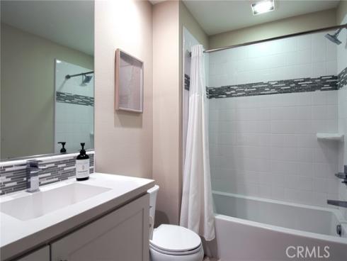 232 Bishop Lndg , Irvine, CA