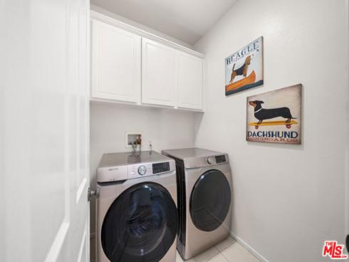 270 Lockford , Irvine, CA