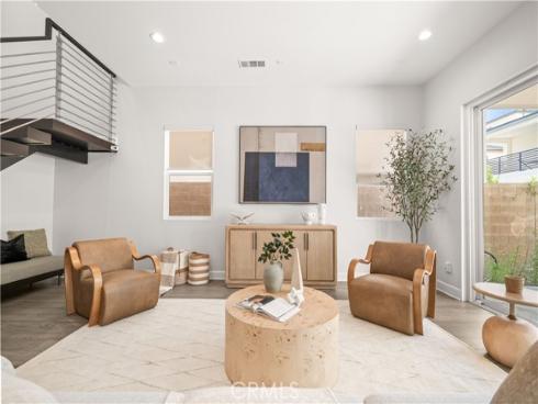 133 Chant , Irvine, CA