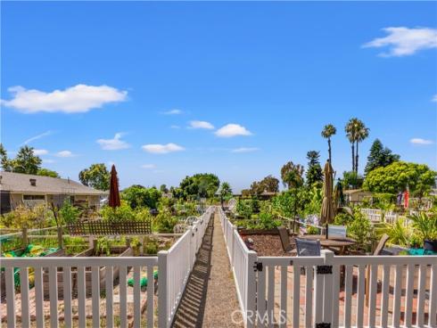 5200 Irvine 353 Boulevard, Irvine, CA