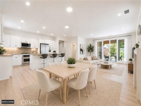 210 Mantle , Irvine, CA