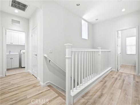 210 Mantle , Irvine, CA