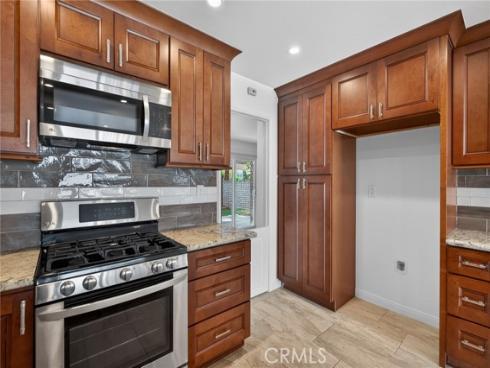 11  Redwood Tree  , Irvine, CA