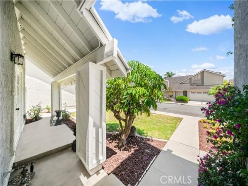 17 Blazing Star , Irvine, CA