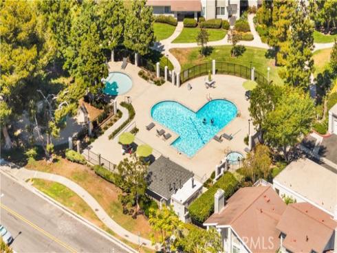 17 Blazing Star , Irvine, CA