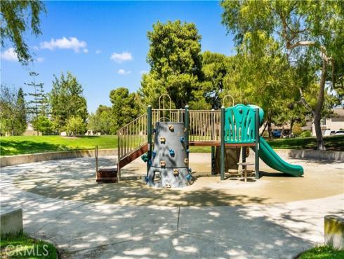 17 Blazing Star , Irvine, CA