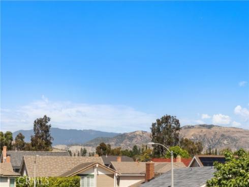 31 Columbus , Irvine, CA