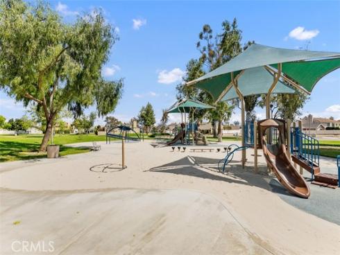 31 Columbus , Irvine, CA