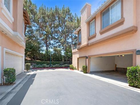 709 Solvay Aisle , Irvine, CA