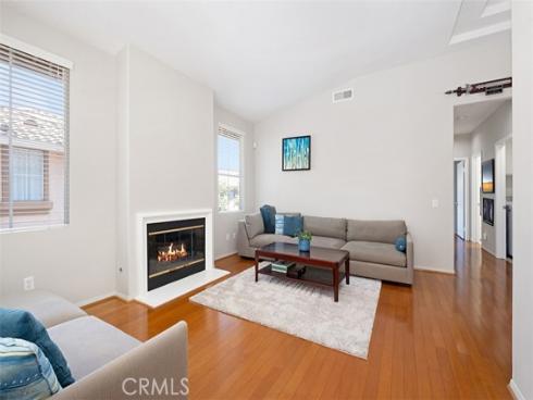 709 Solvay Aisle , Irvine, CA