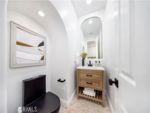 22 Shady , Irvine, CA