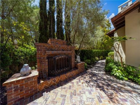 22 Shady , Irvine, CA