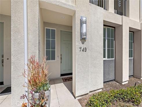 745  Beacon  , Irvine, CA