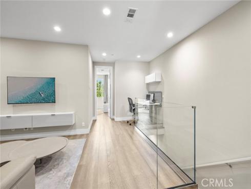 745  Beacon  , Irvine, CA