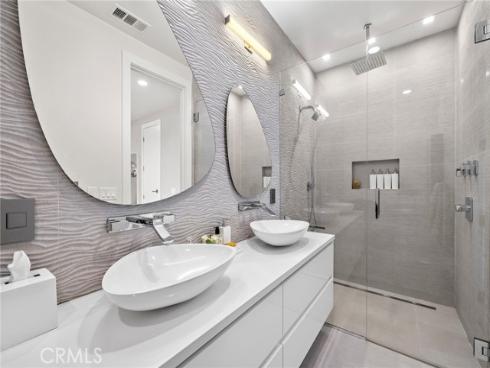745  Beacon  , Irvine, CA