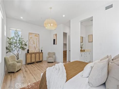 9327 Astor , Irvine, CA