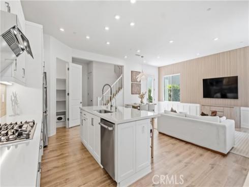 9327 Astor , Irvine, CA
