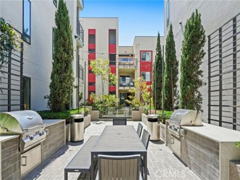1218  Nolita  , Irvine, CA