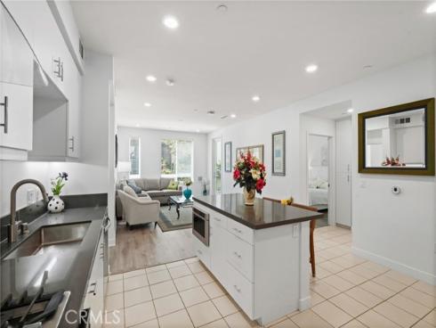 1218  Nolita  , Irvine, CA