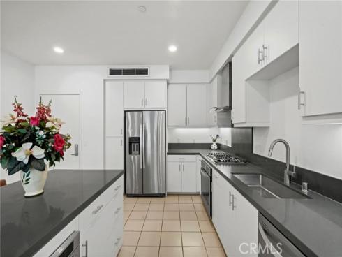 1218  Nolita  , Irvine, CA