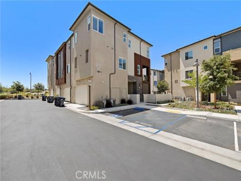 259  Lynx  , Irvine, CA