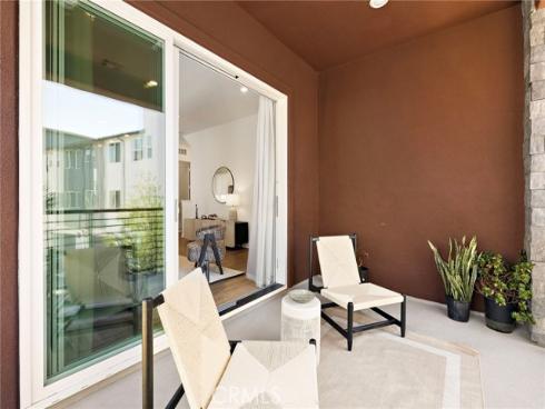 259  Lynx  , Irvine, CA