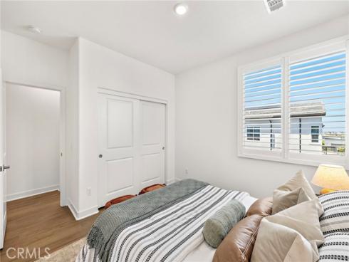 259  Lynx  , Irvine, CA