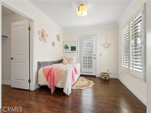 82 Winslow Lane, Irvine, CA
