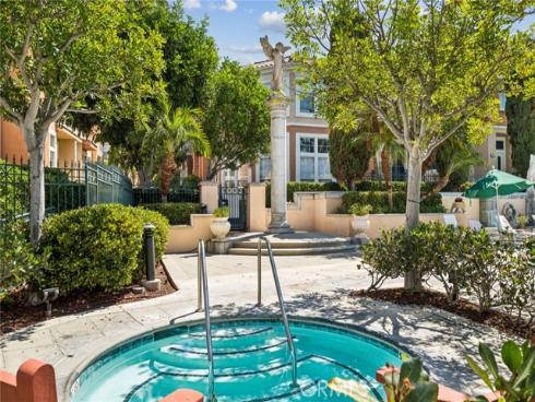 11 Medici Aisle , Irvine, CA