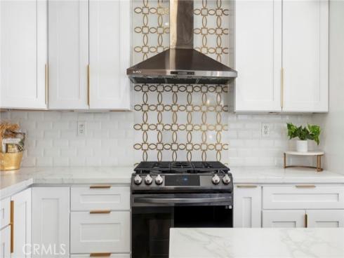 11  Petria  , Irvine, CA
