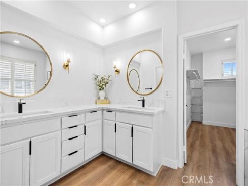 11  Petria  , Irvine, CA