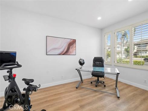 11  Petria  , Irvine, CA