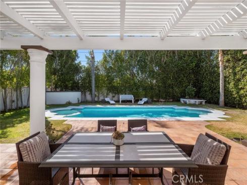 11  Petria  , Irvine, CA