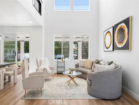 11  Petria  , Irvine, CA