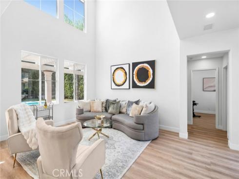 11  Petria  , Irvine, CA