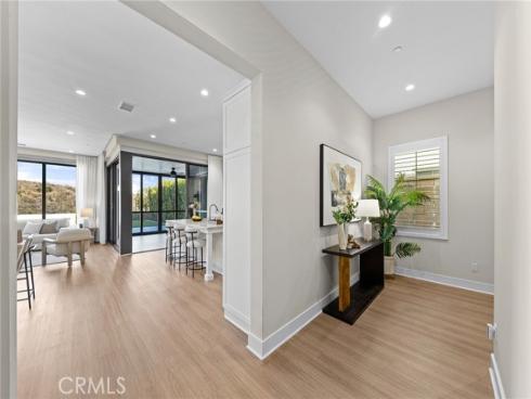 130 Tomahawk , Irvine, CA