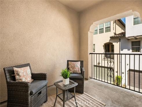 111 Tallowood , Irvine, CA