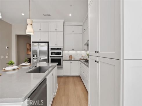 130 Donati , Irvine, CA