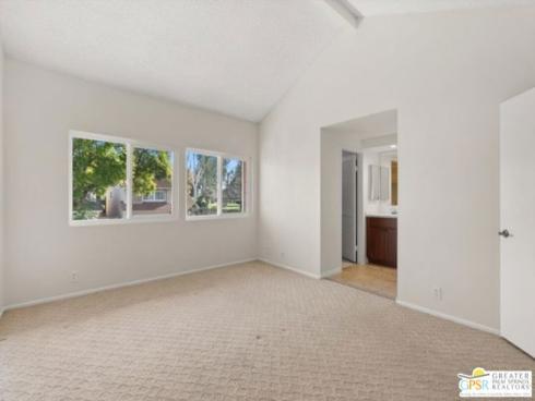 30 W Entrada  , Irvine, CA
