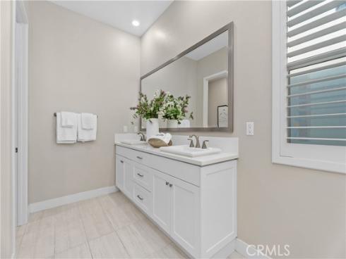 110 Spiral , Irvine, CA
