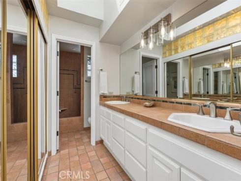 20 Leatherwood , Irvine, CA