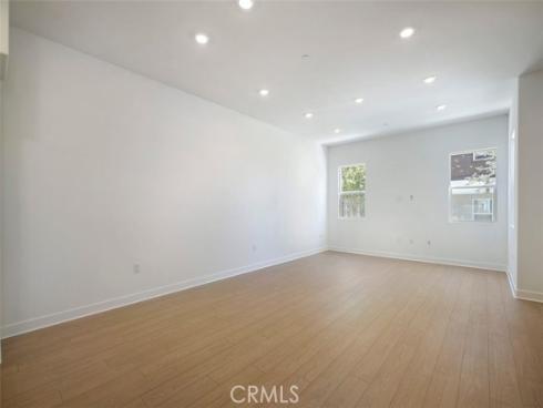 523  Mulligan  , Irvine, CA