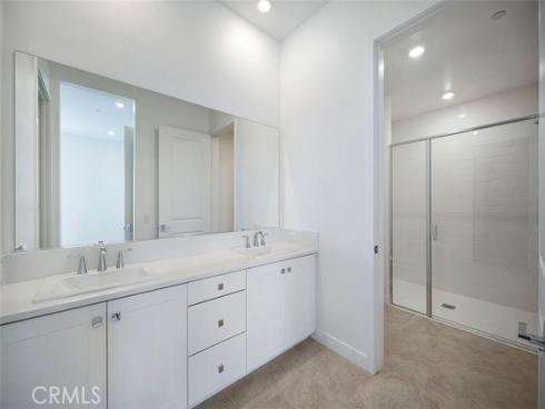 523  Mulligan  , Irvine, CA