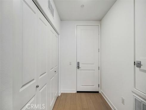 523  Mulligan  , Irvine, CA