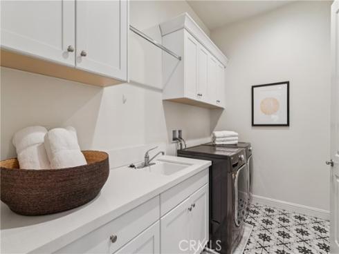 127 Lanzon , Irvine, CA