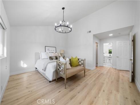 19  Muir  , Irvine, CA