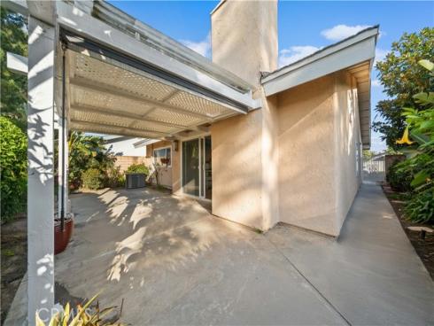 19  Muir  , Irvine, CA